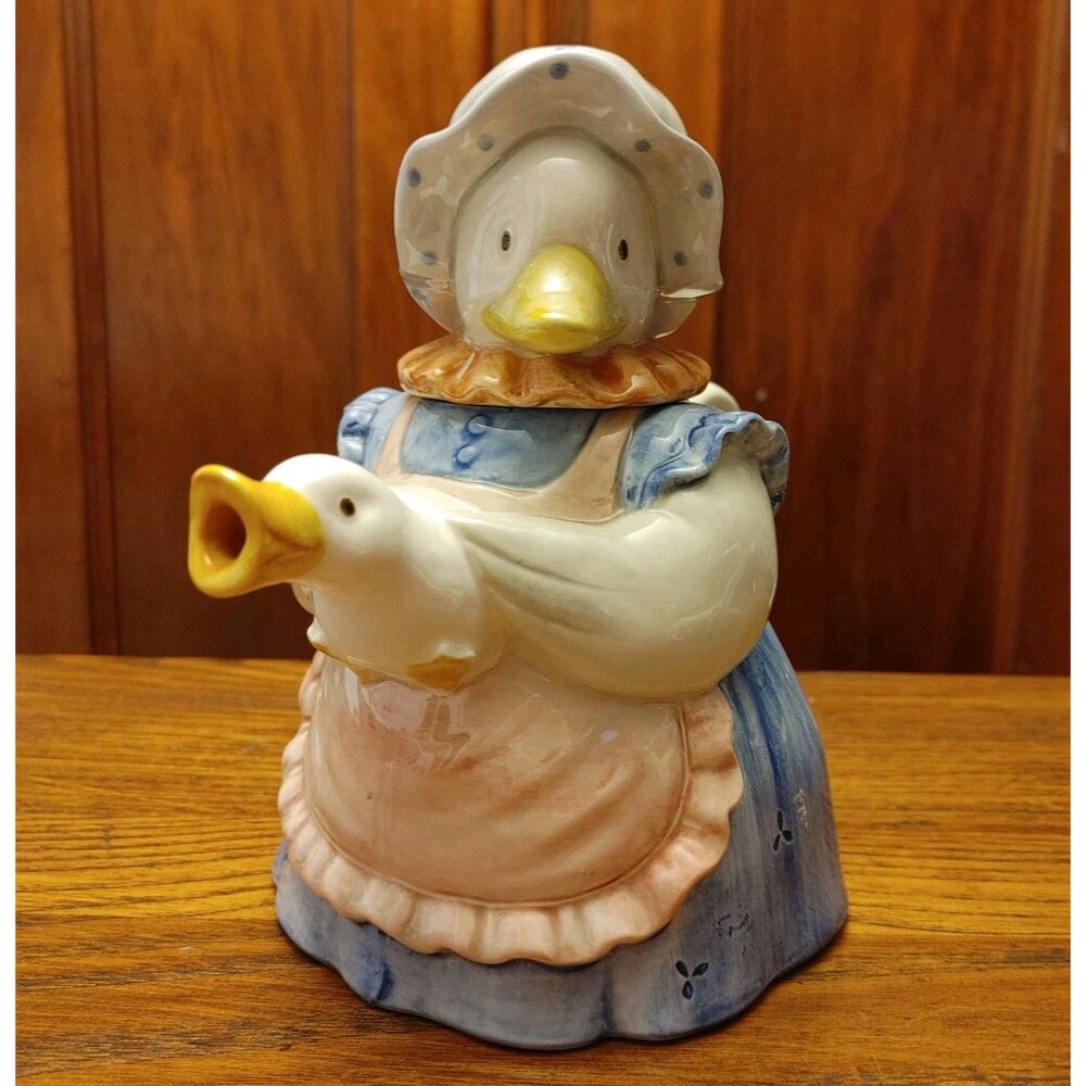 MCM ~ Vintage Otagiri Mother Goose Duck Figurine Teapot Hand Crafted In JAPAN EC